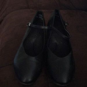 Barely worn theater jazz shoes size 9